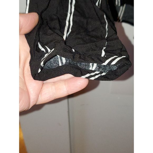 Sadie Robertson Women's /Junior's Blouse Striped Office Business Style Size XL - Picture 7 of 13